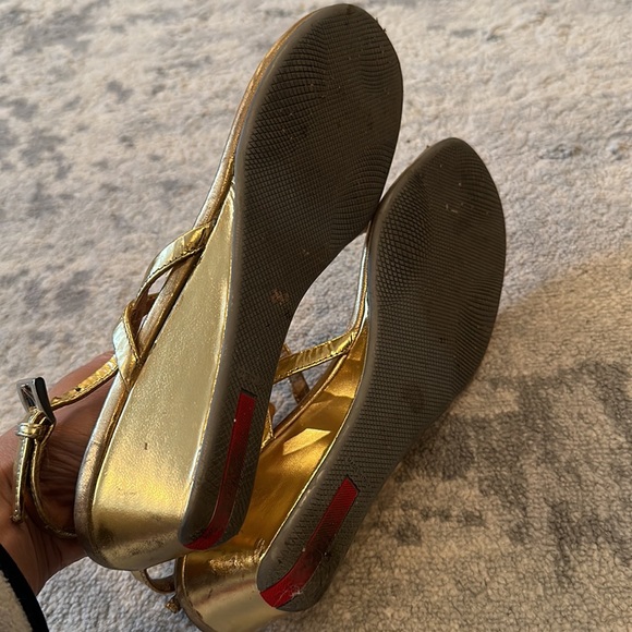 Prada thong sandals, wedge heel, aize 38 EU, 7.5 US. Made in Italy - Picture 3 of 4